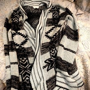 Abstract design light blue cardigan